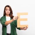 Co oznacza symbol e na opakowaniu i dlaczego warto na niego zwrócić uwagę?