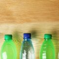 Butelki PET co to znaczy i jak są wykorzystywane?
