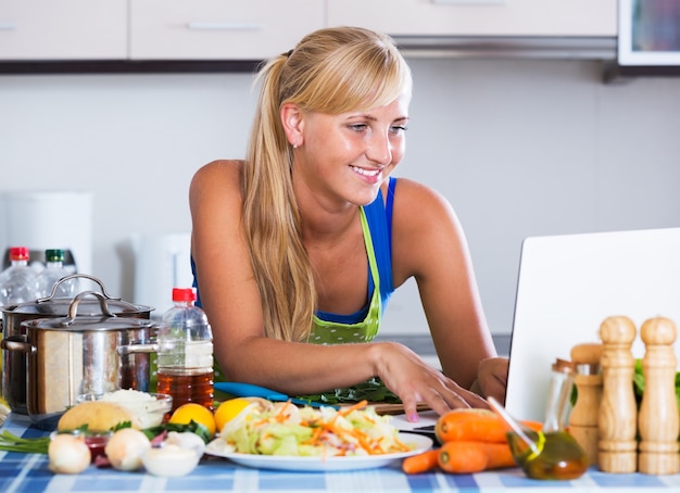 Ile wynosi dieta kierowcy w trasie?