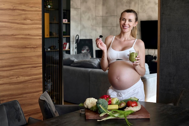 Jaka dieta w czasie ciąży będzie odpowiednia dla przyszłej mamy?